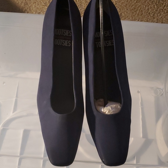 Shoes - Picture 2 of 2